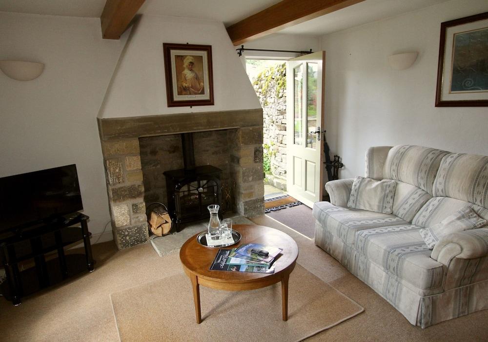 格拉辛顿 艾斯菲尔德庄园旅馆酒店 外观 照片 The living room at The Old School House